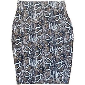 Snake skin pencil skirt | Shinestar